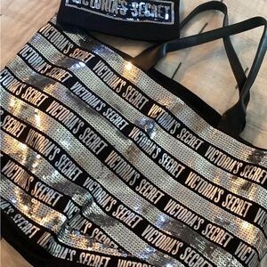 Victoria’s secret Tote bag & mini storage bag